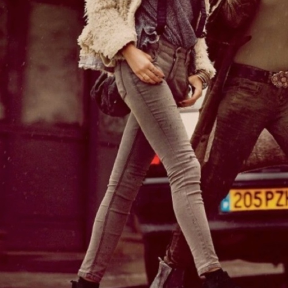 Free people jeans skinny grey distressed long